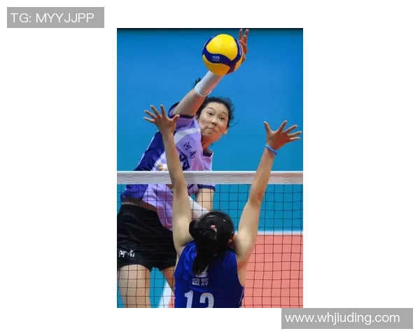 朱婷与李盈莹在比赛中的表现差异显著展现出两者之间的实力鸿沟